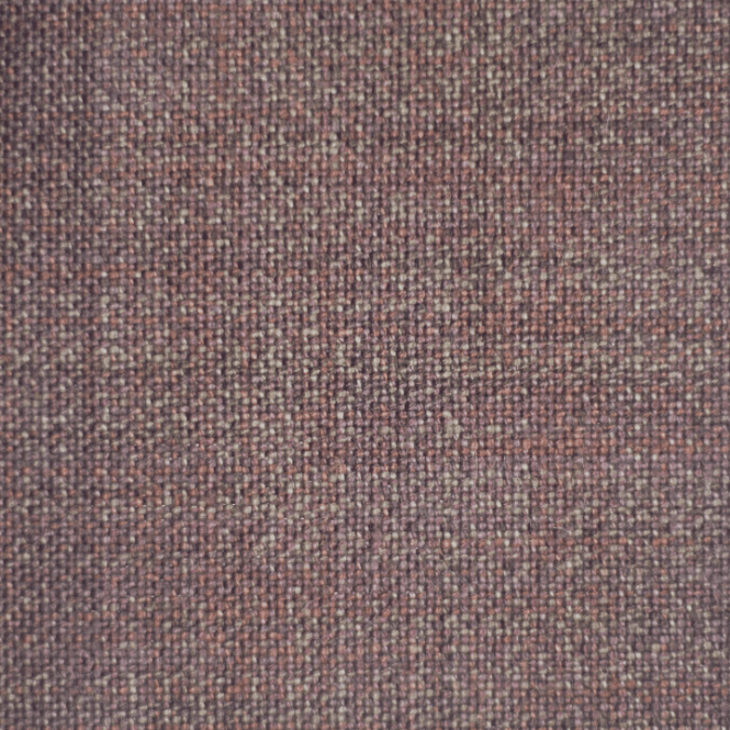 Linen Garnet Swatch